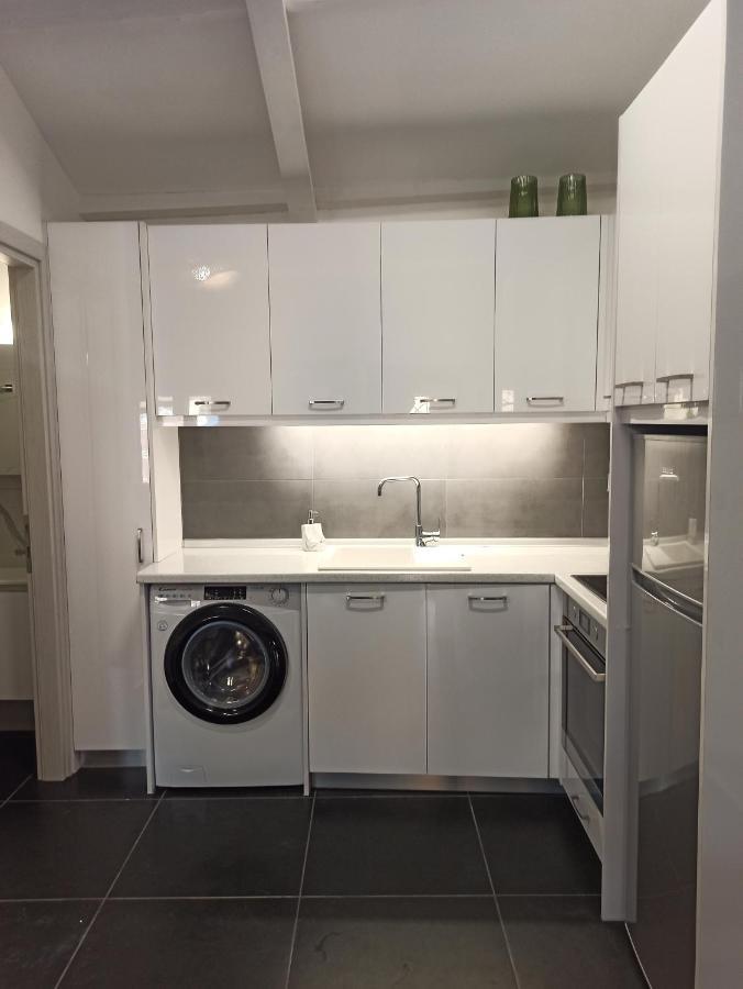 I&a Garitsa Apartment
